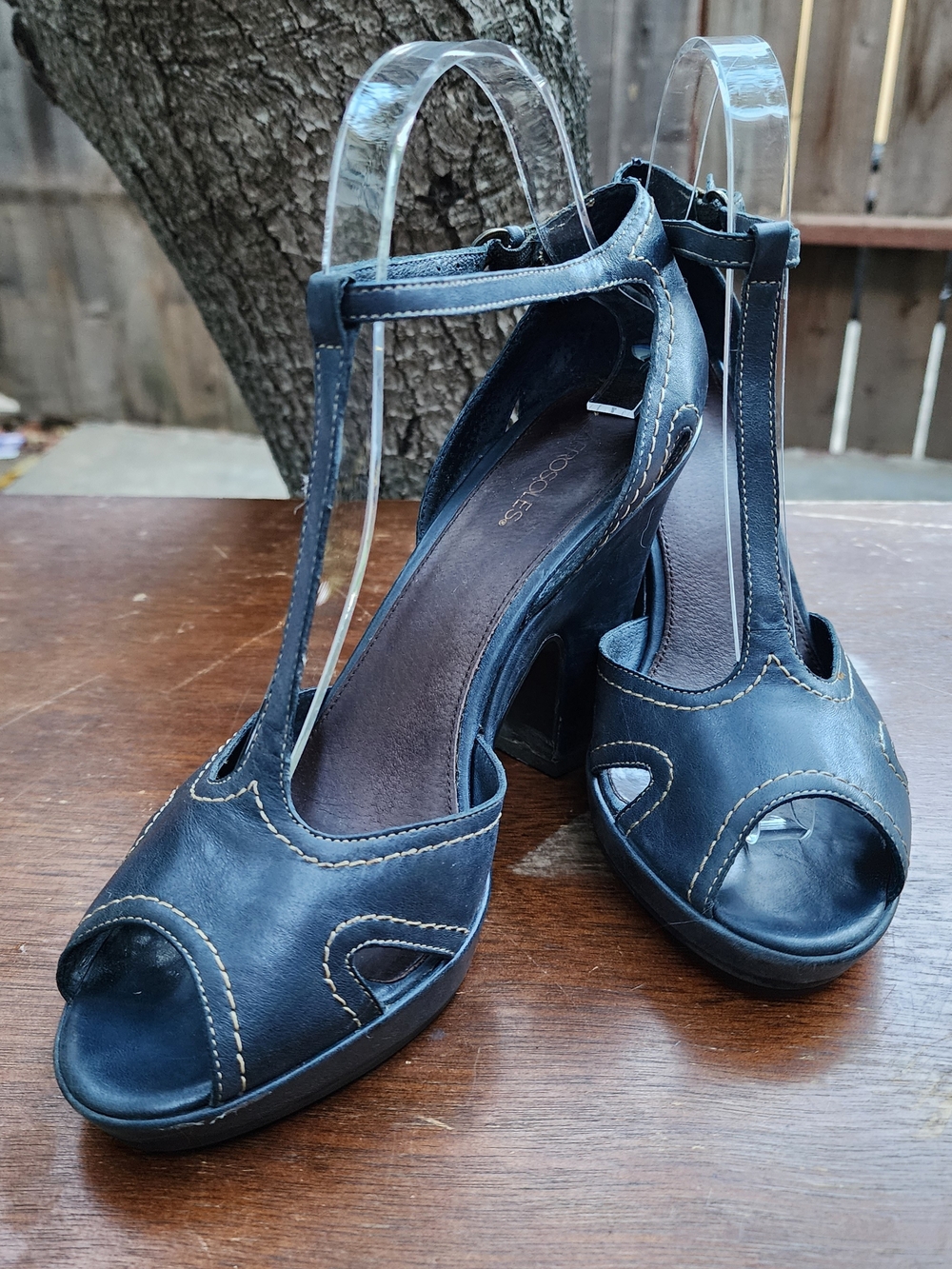 Aerosoles Navy Blue Leather T-Strap Peep Toe Block Heels Size 8